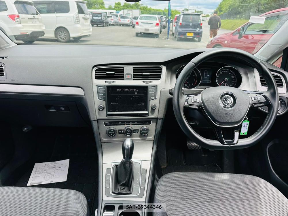 VolksWagen GOLF 2014-12 7181475-12