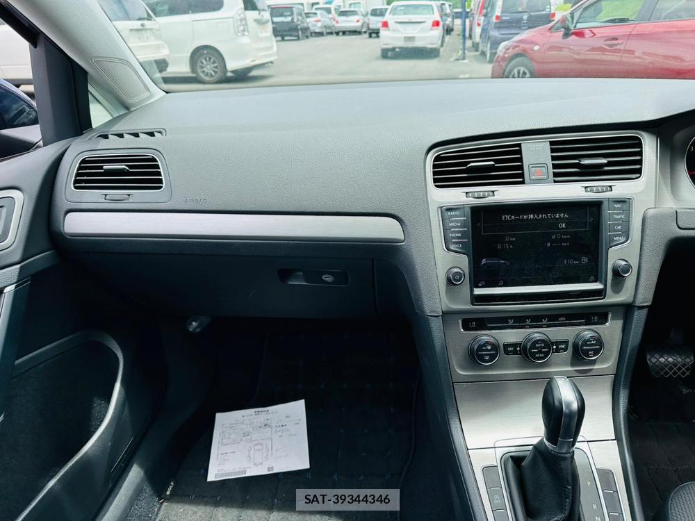 VolksWagen GOLF 2014-12 7181475-17