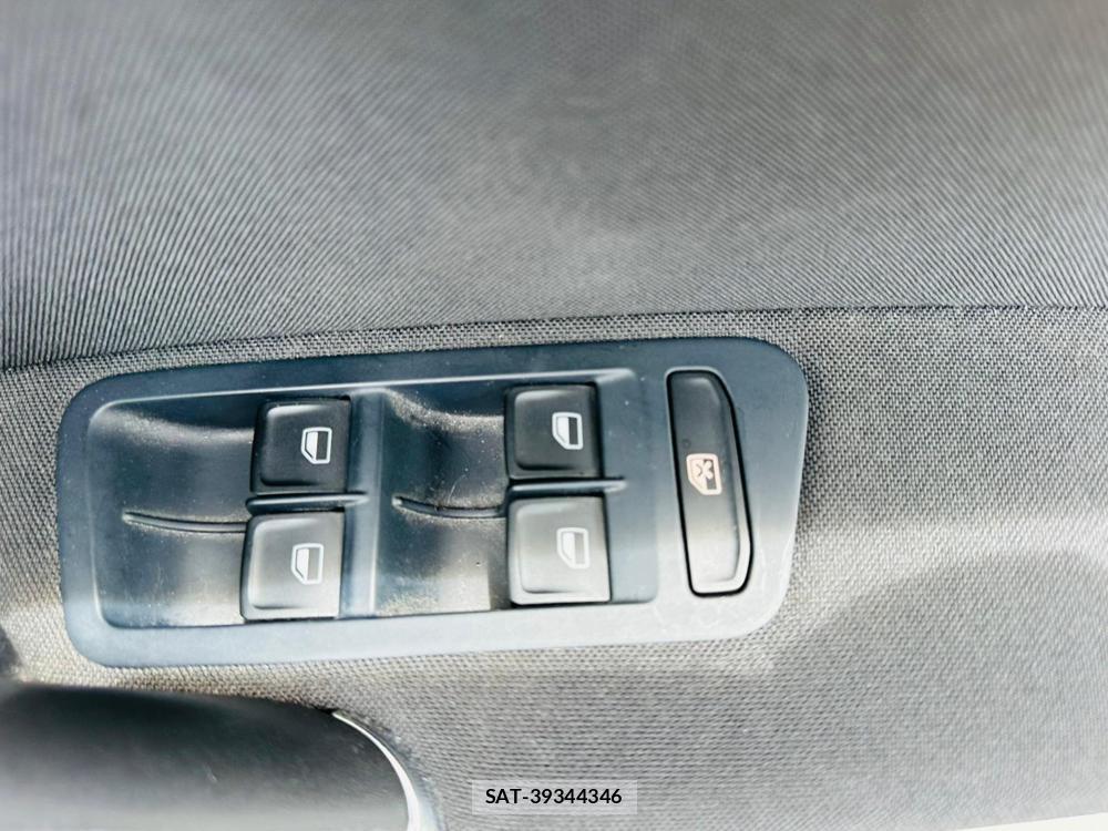 VolksWagen GOLF 2014-12 7181475-21