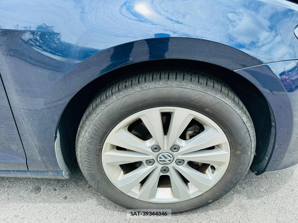 VolksWagen GOLF 2014-12 7181475-28