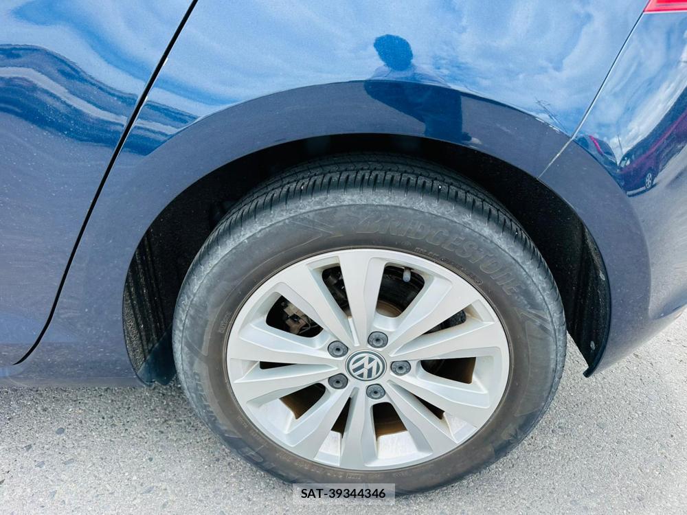 VolksWagen GOLF 2014-12 7181475-30