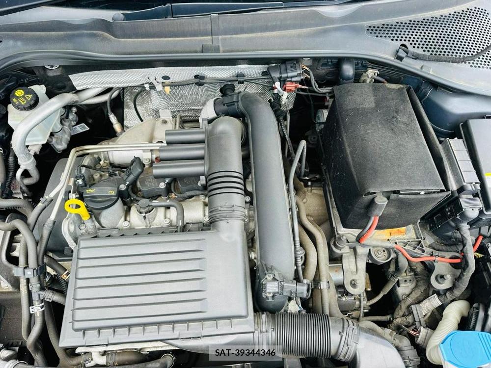 VolksWagen GOLF 2014-12 7181475-38
