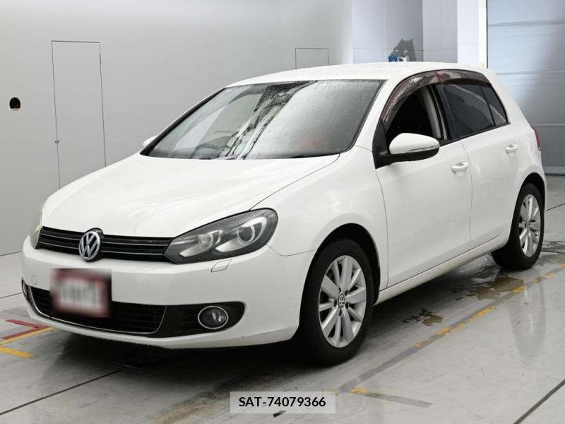 VolksWagen  2013-03 7353014-0
