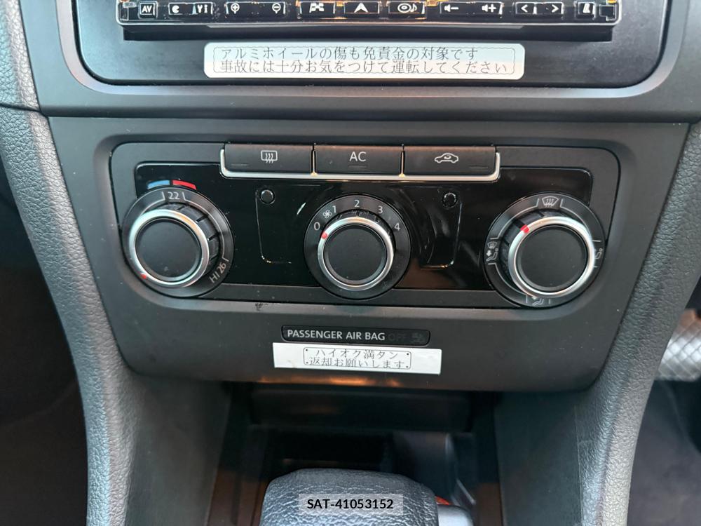 VolksWagen GOLF 2010-07 1284925-19