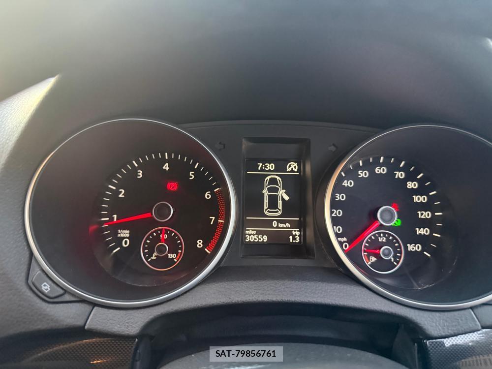 VolksWagen GOLF 2013-07 1218351-14