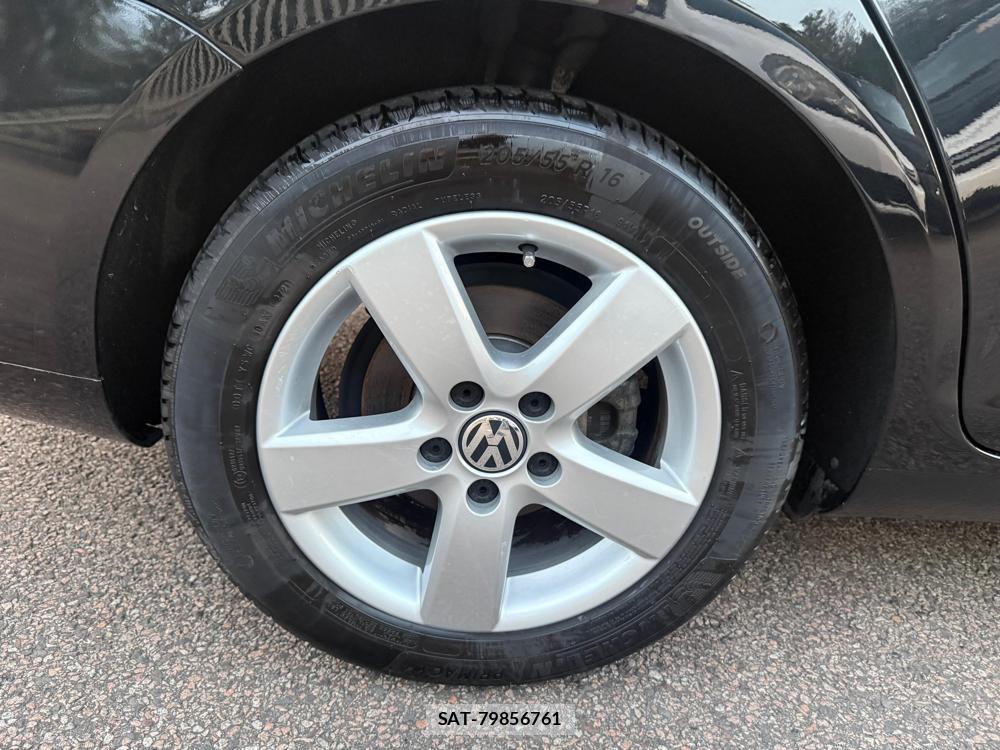 VolksWagen GOLF 2013-07 1218351-29