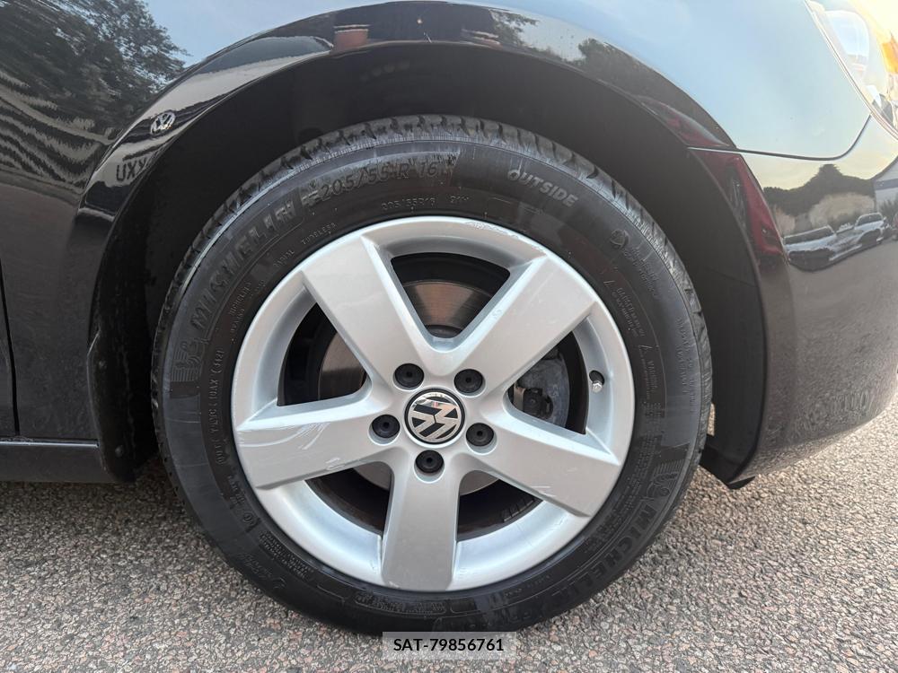 VolksWagen GOLF 2013-07 1218351-30