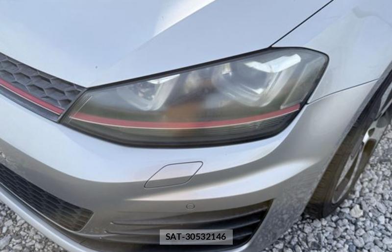 VolksWagen GOLF 2014-01 8333778-13