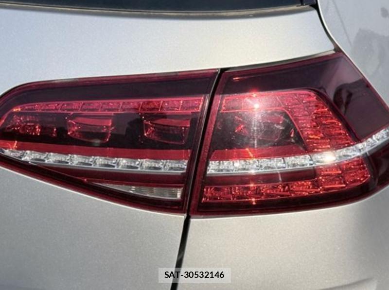VolksWagen GOLF 2014-01 8333778-15