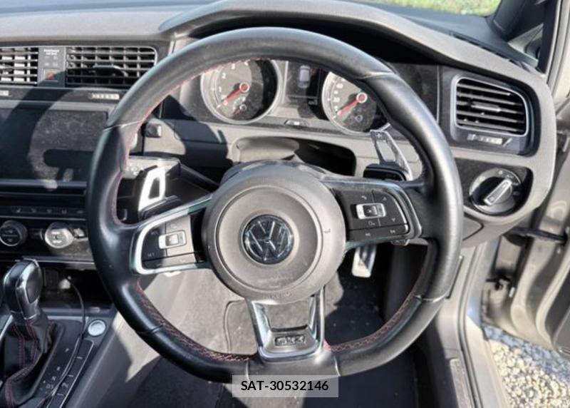 VolksWagen GOLF 2014-01 8333778-20