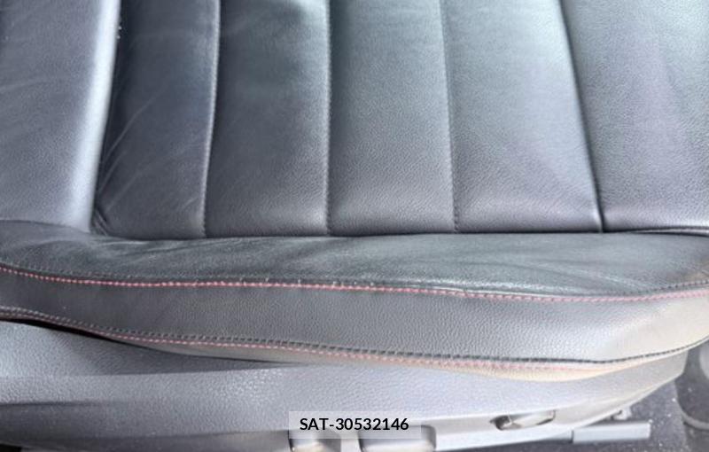 VolksWagen GOLF 2014-01 8333778-22