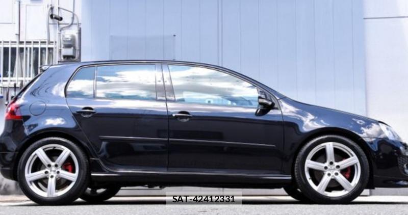 VolksWagen GOLF 2009-04 8727936-4