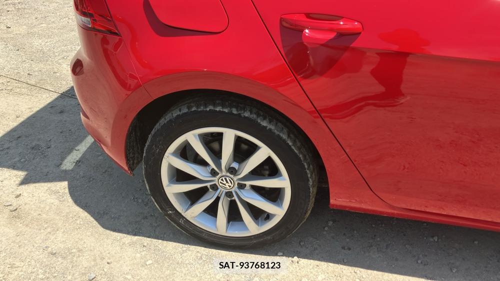 VolksWagen GOLF 2013-08 7191684-20
