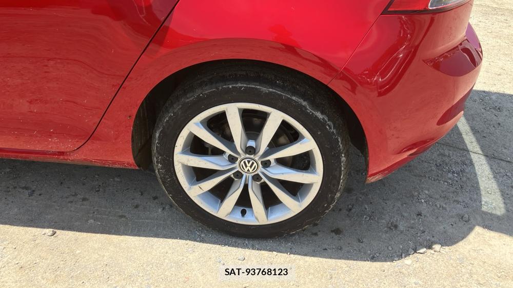 VolksWagen GOLF 2013-08 7191684-23