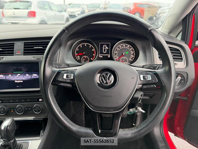 VolksWagen GOLF 2014-01 1218215-12