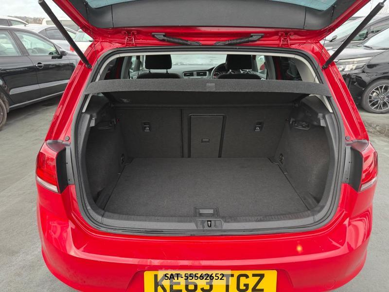 VolksWagen GOLF 2014-01 1218215-22