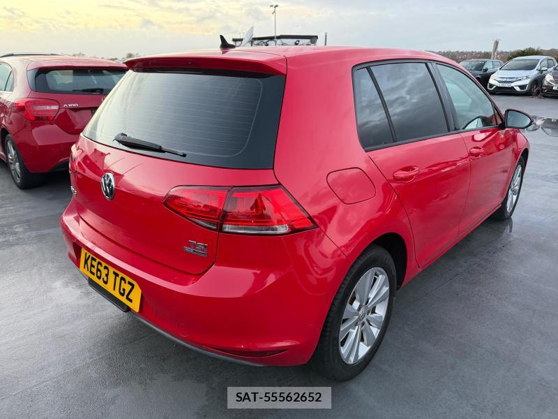 VolksWagen GOLF 2014-01 1218215-4