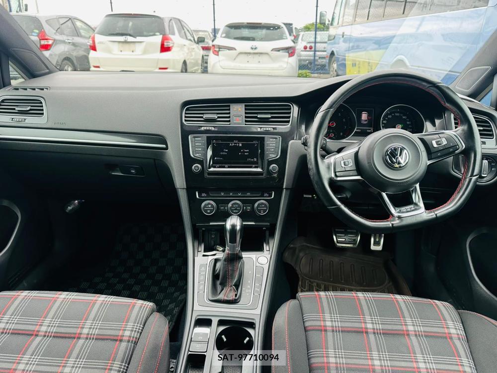 VolksWagen GOLF GTI 2014 6904590-12