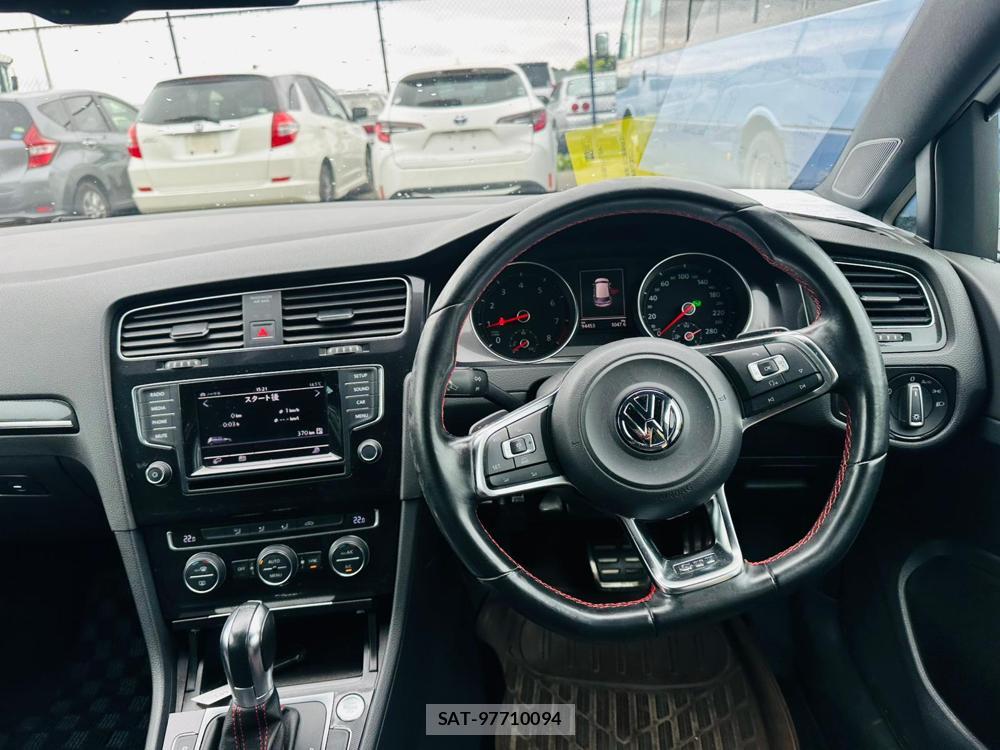 VolksWagen GOLF GTI 2014 6904590-13