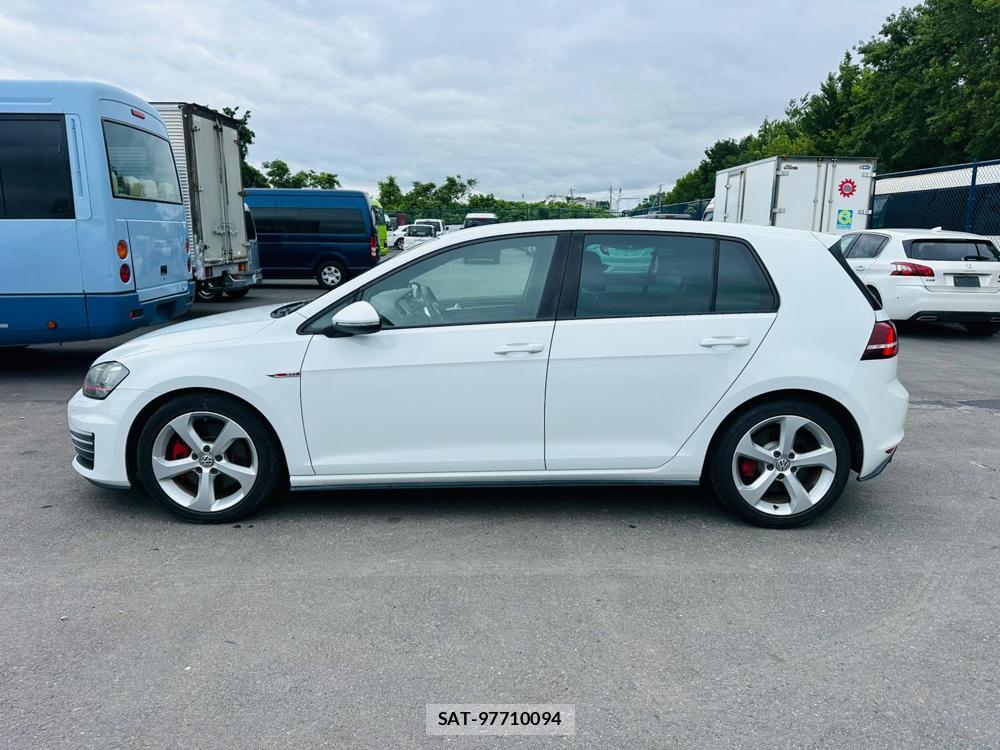 VolksWagen GOLF GTI 2014 6904590-1
