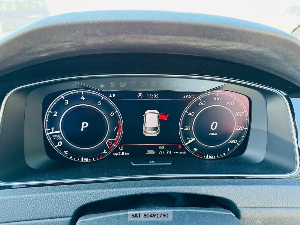 VolksWagen GOLF GTI 2019-03 7181354-15