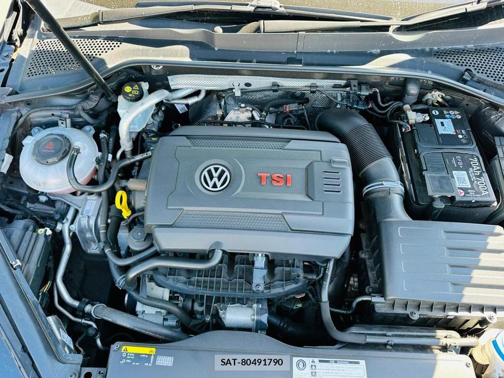 VolksWagen GOLF GTI 2019-03 7181354-37
