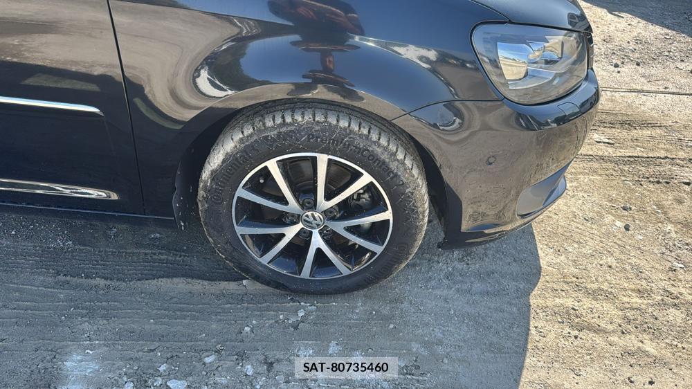VolksWagen GOLF TOURAN 2014-10 5852489-21