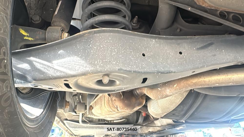 VolksWagen GOLF TOURAN 2014-10 5852489-24
