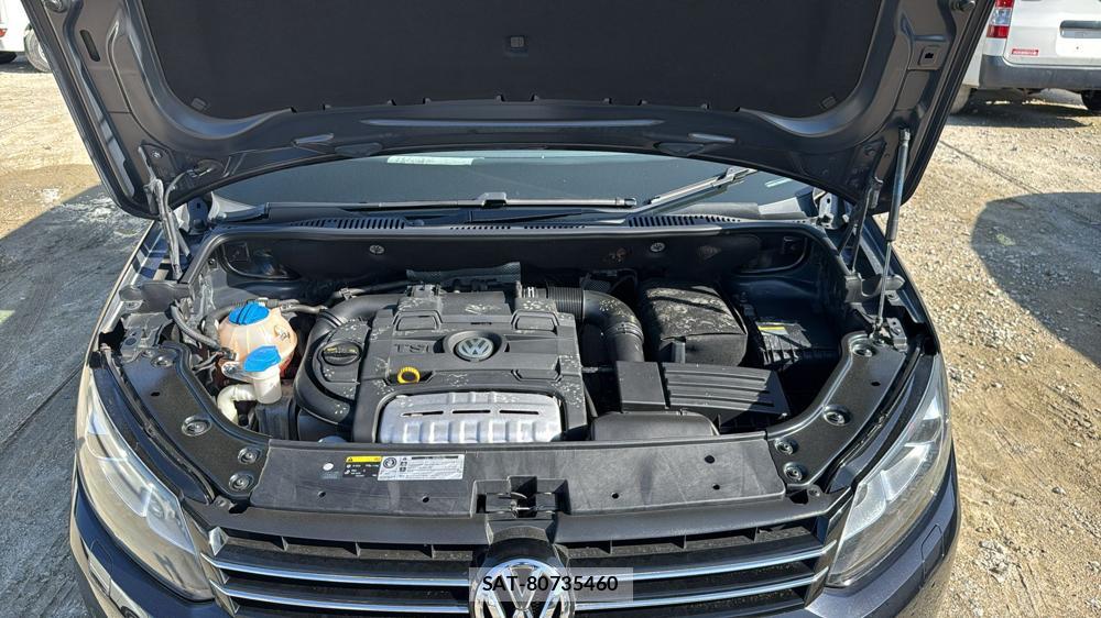 VolksWagen GOLF TOURAN 2014-10 5852489-27
