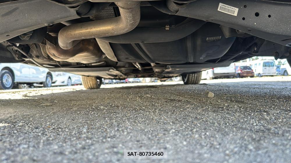 VolksWagen GOLF TOURAN 2014-10 5852489-28