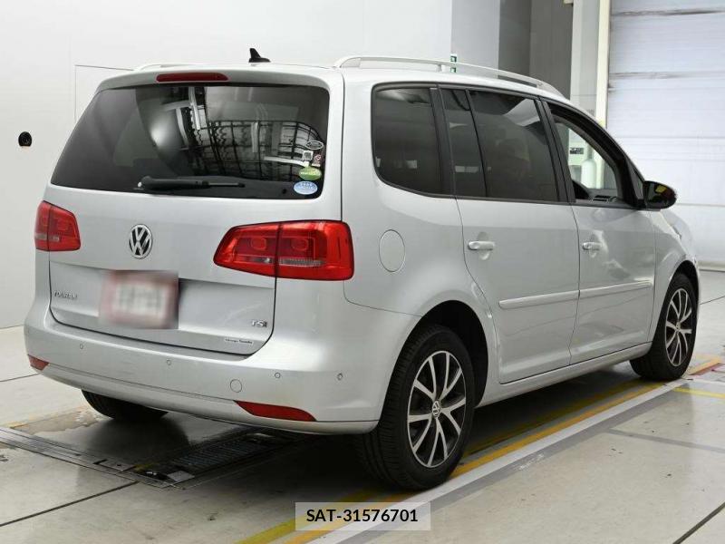 VolksWagen GOLF TOURAN 2015 6937340-1
