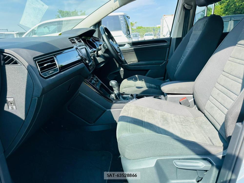 VolksWagen GOLF TOURAN 2016 6714481-10