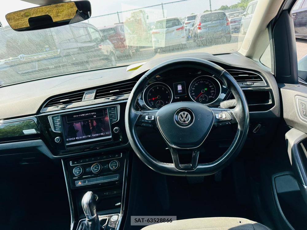 VolksWagen GOLF TOURAN 2016 6714481-13