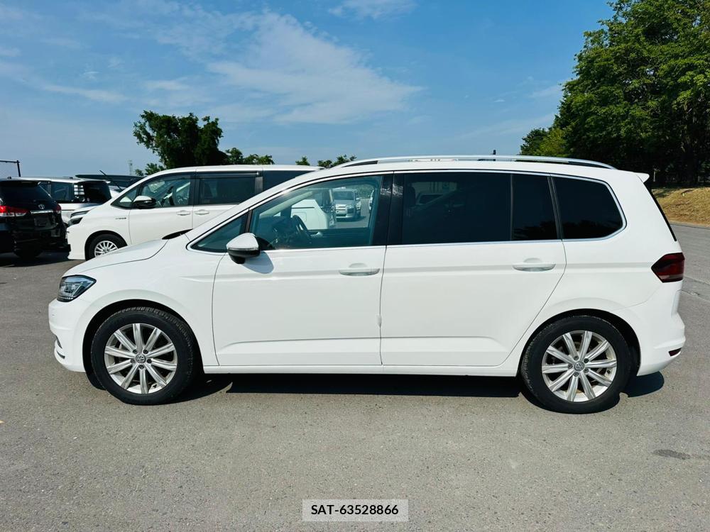 VolksWagen GOLF TOURAN 2016 6714481-1