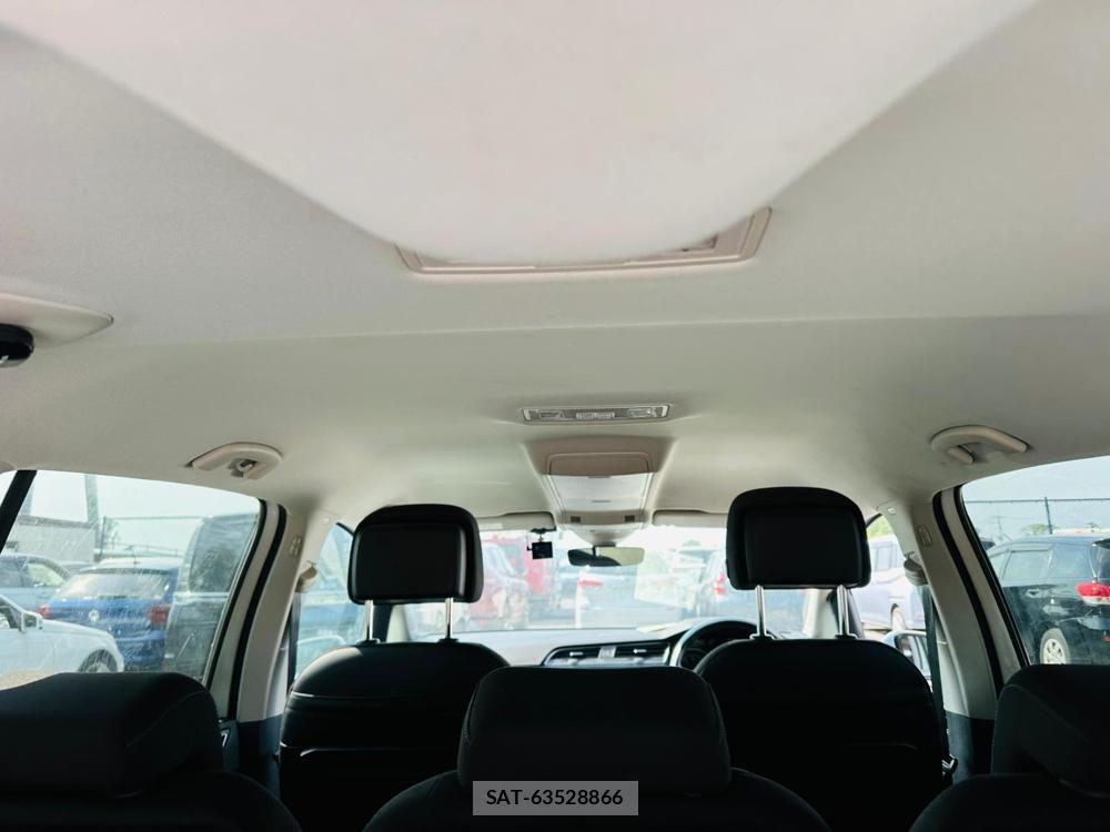 VolksWagen GOLF TOURAN 2016 6714481-23