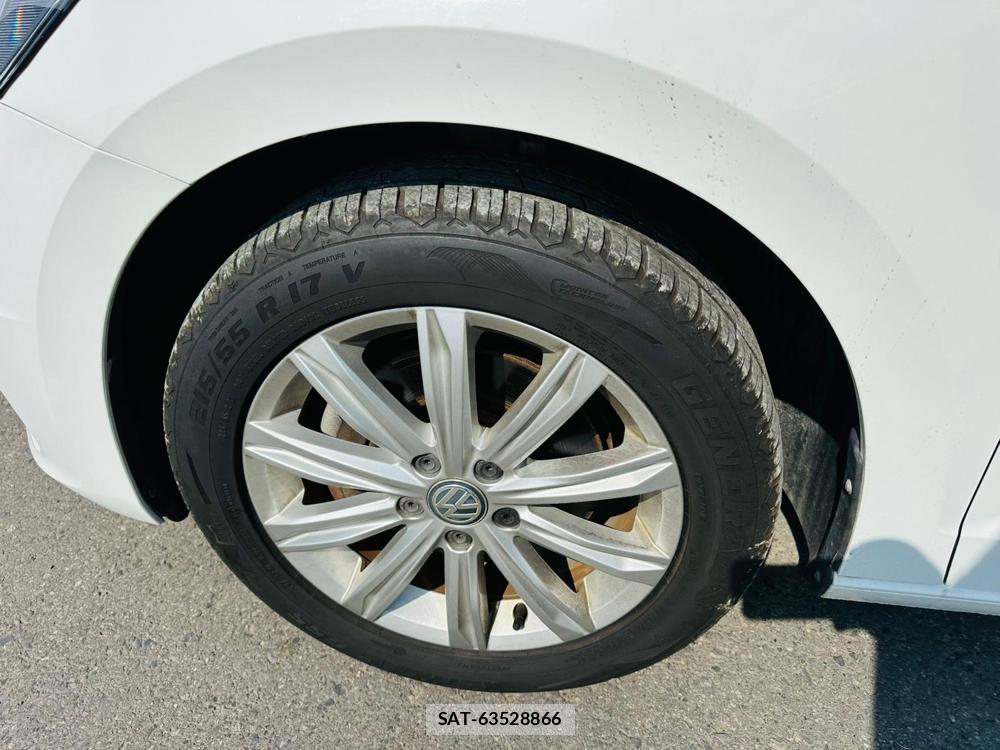 VolksWagen GOLF TOURAN 2016 6714481-28