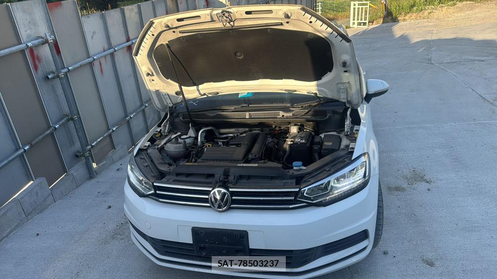 VolksWagen GOLF TOURAN 2017-03 824628-28