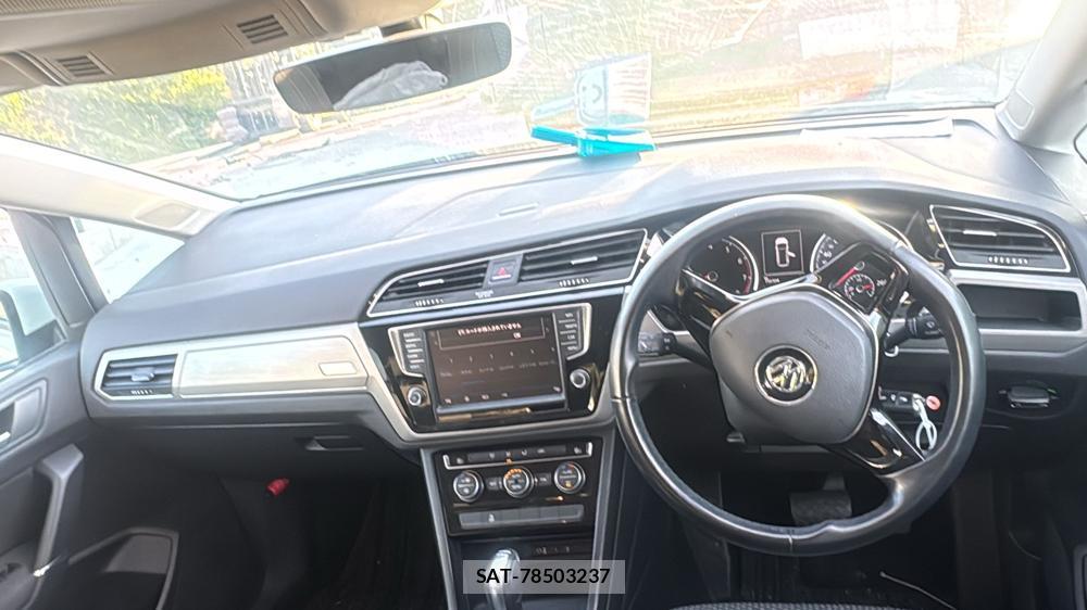 VolksWagen GOLF TOURAN 2017-03 824628-7
