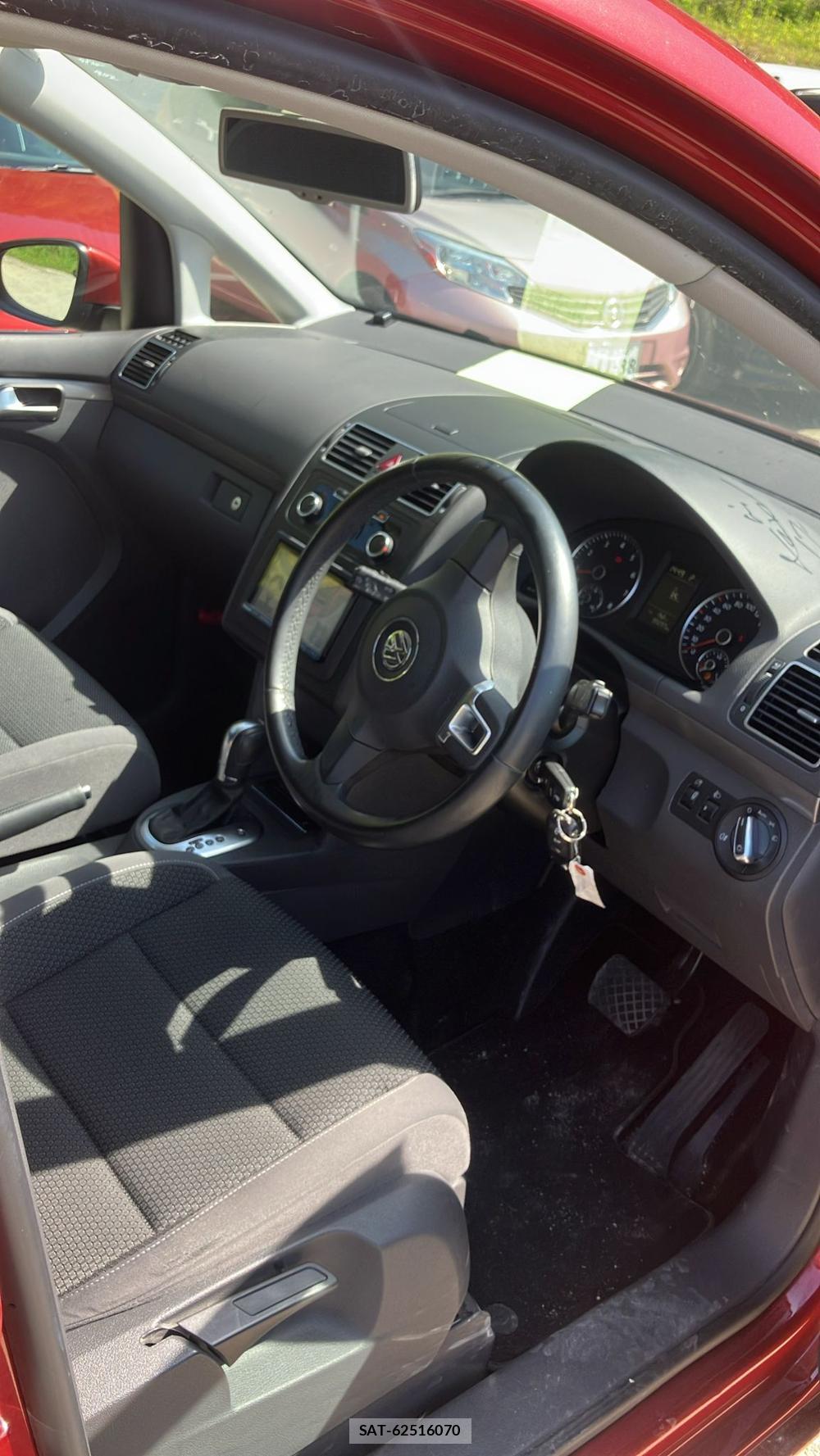 VolksWagen GOLF TOURAN 2014 6029467-11