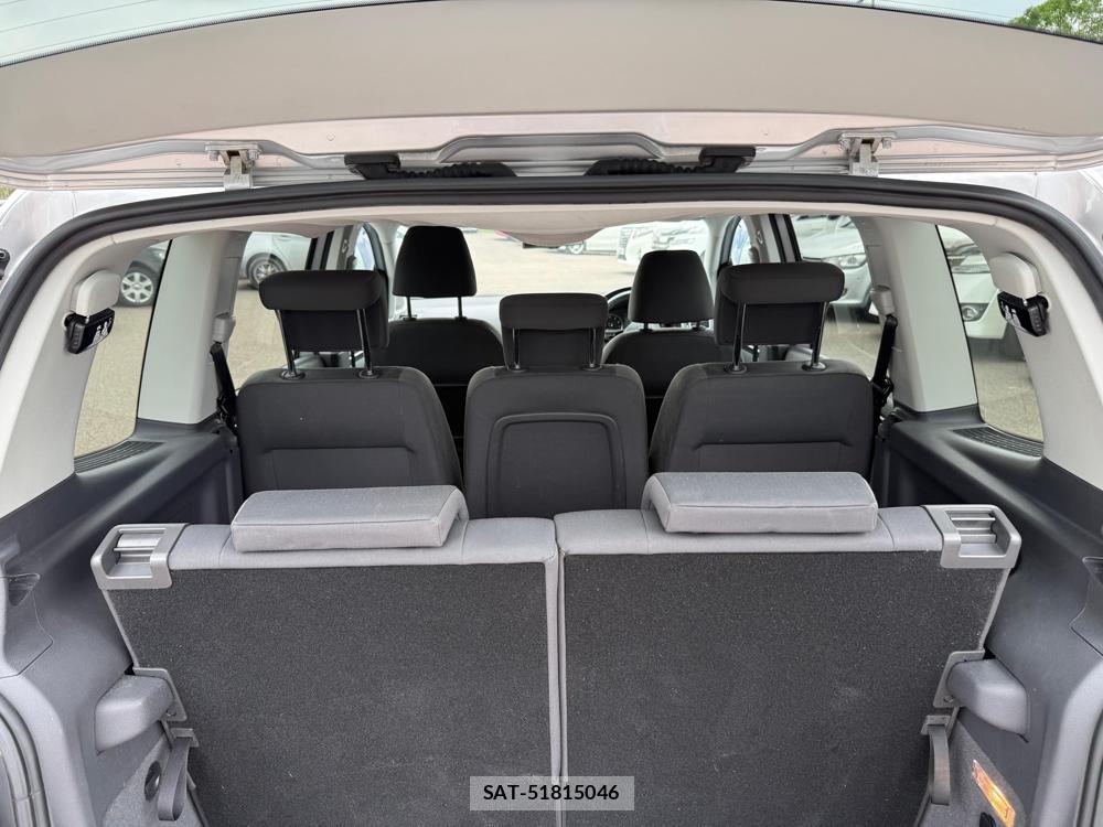 VolksWagen GOLF TOURAN 2011-12 1279235-25