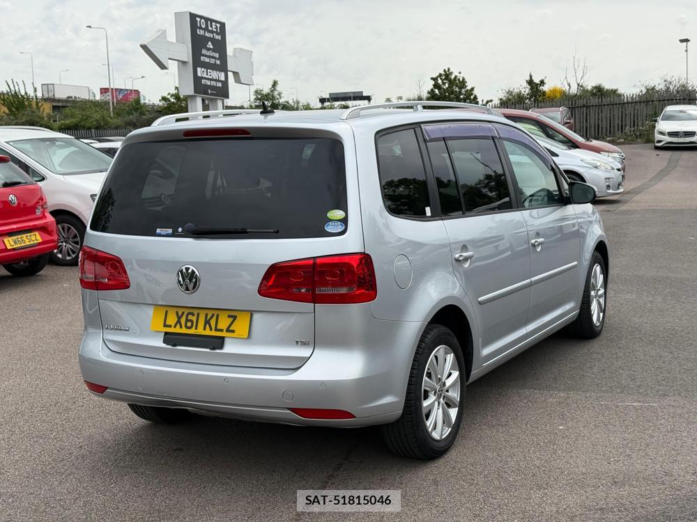 VolksWagen GOLF TOURAN 2011-12 1279235-4