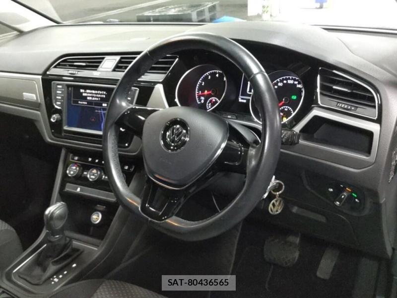 VolksWagen GOLF TOURAN 2016-09 7283302-4