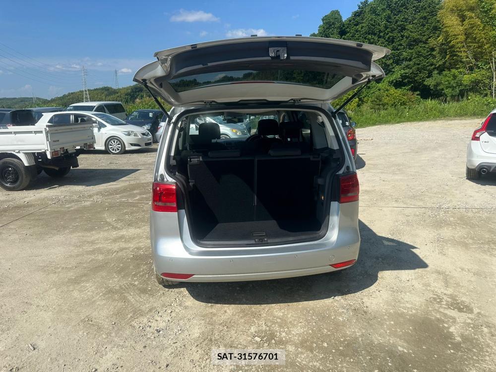 VolksWagen GOLF TOURAN 2015 6937340-25