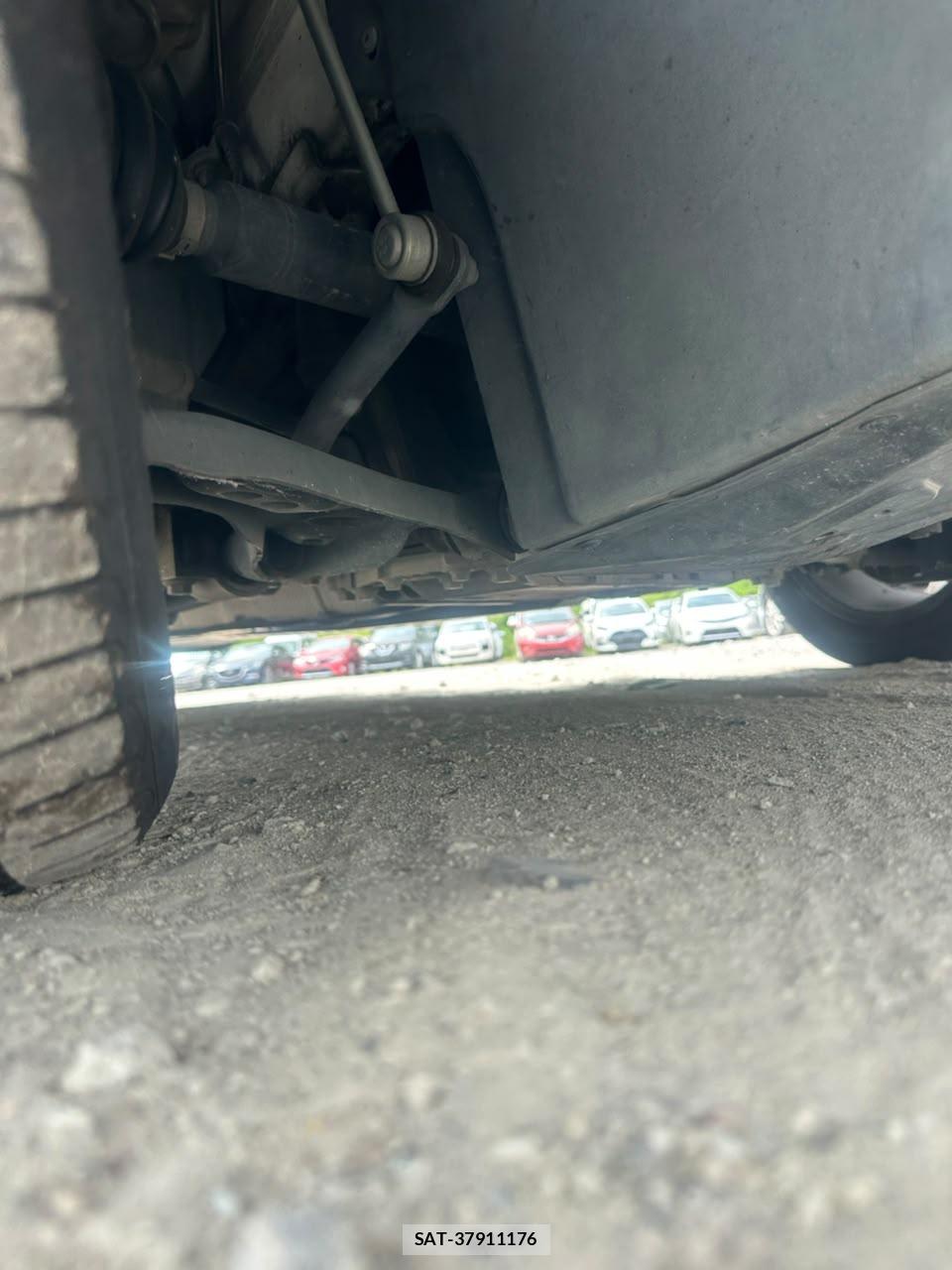 VolksWagen GOLF TOURAN 2013-09 7840161-35