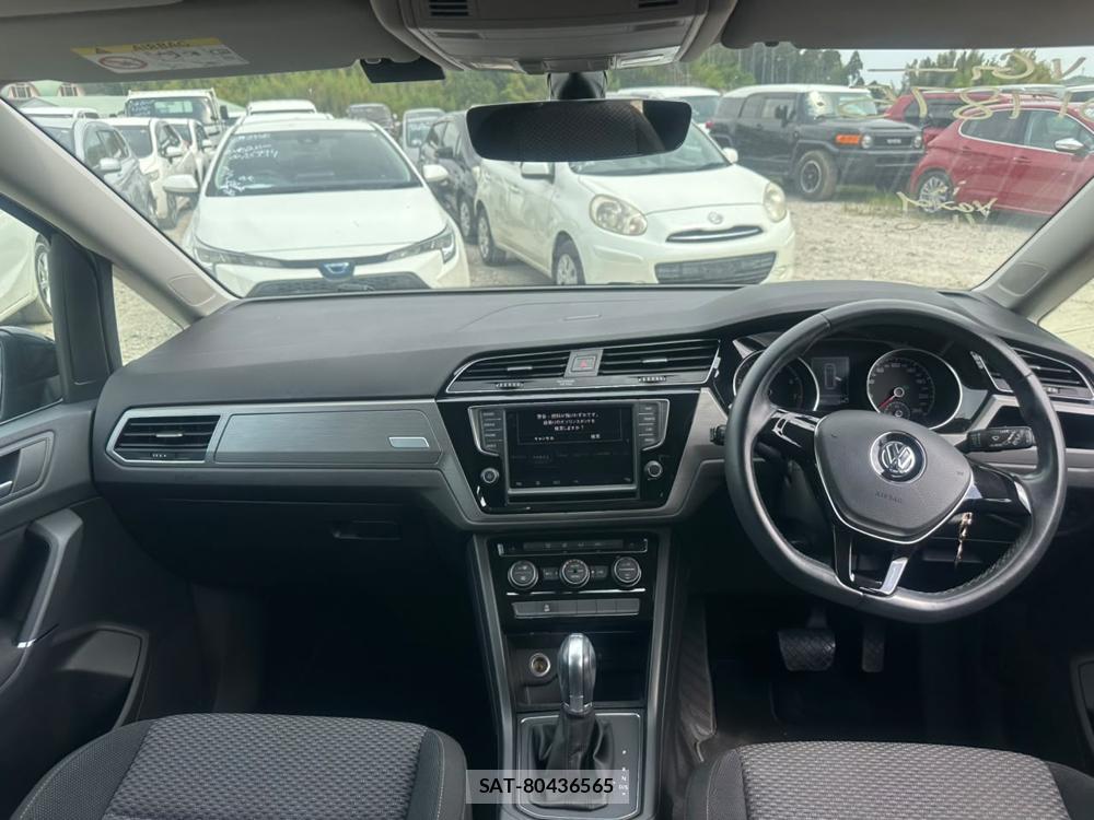 VolksWagen GOLF TOURAN 2016-09 7283302-24