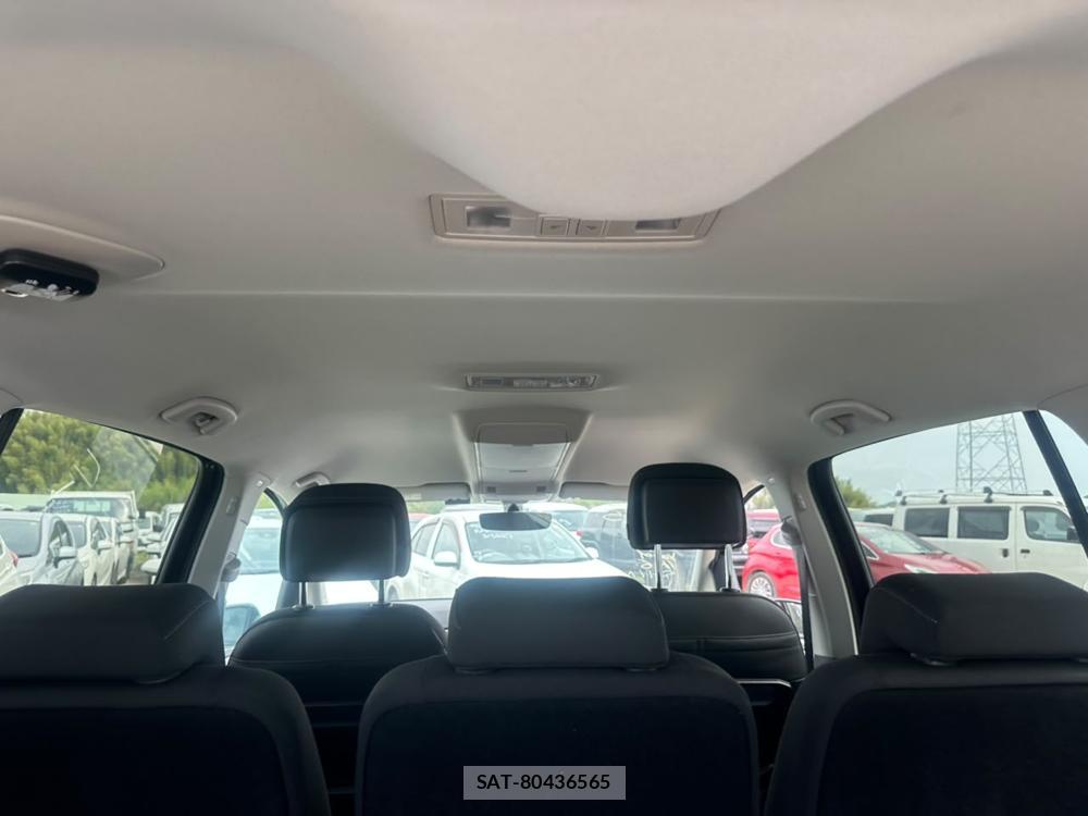 VolksWagen GOLF TOURAN 2016-09 7283302-25