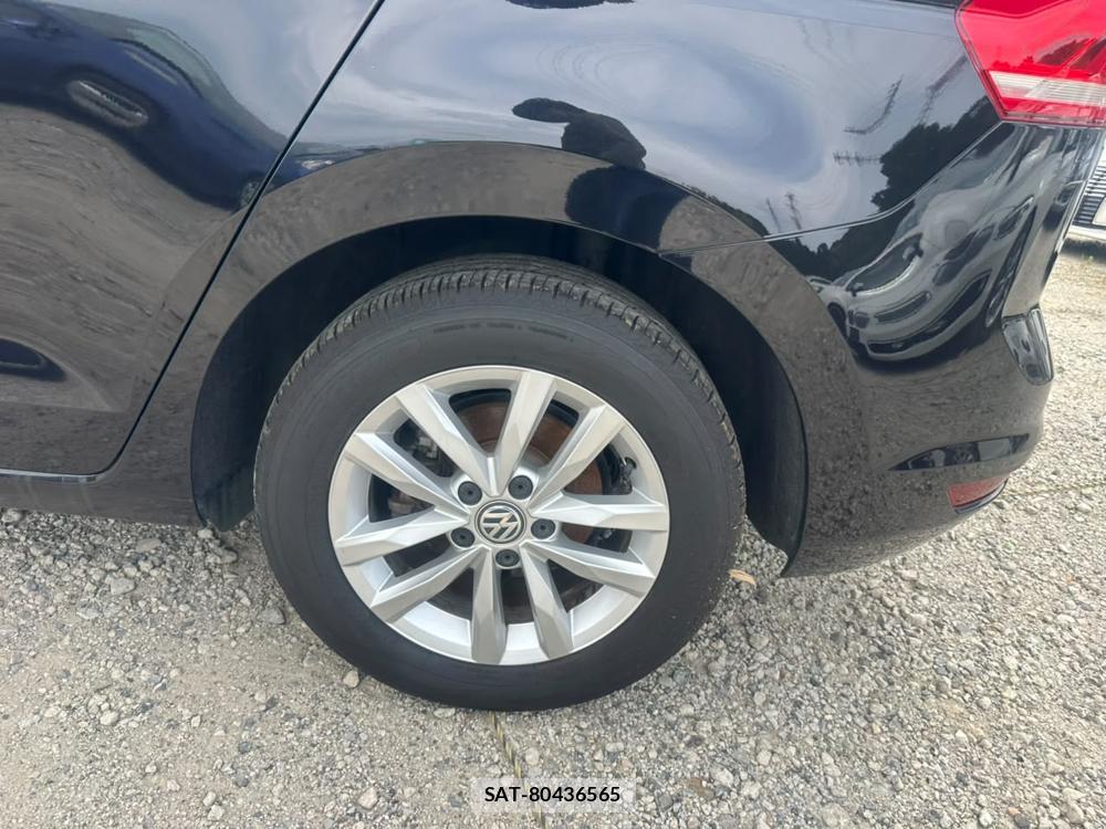 VolksWagen GOLF TOURAN 2016-09 7283302-30
