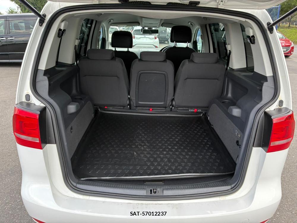 VolksWagen GOLF TOURAN 2013-11 8312949-27