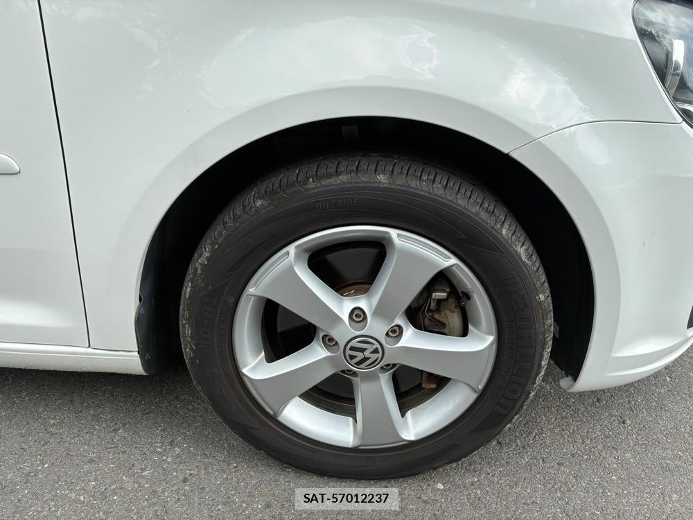 VolksWagen GOLF TOURAN 2013-11 8312949-30