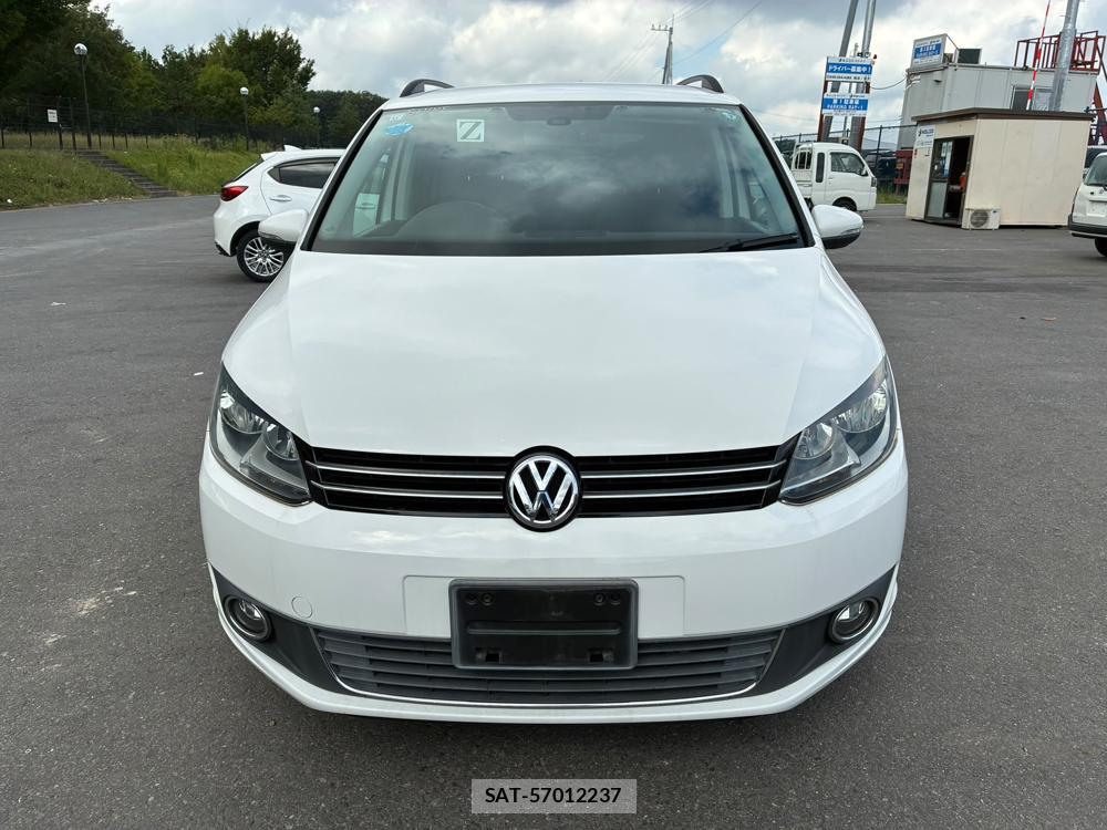 VolksWagen GOLF TOURAN 2013-11 8312949-7